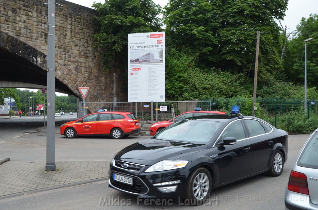 Erster Spatenstich Neues Feuerwehrzentrum Koeln Kalk Gummersbacherstr P191.JPG - Miklos Laubert